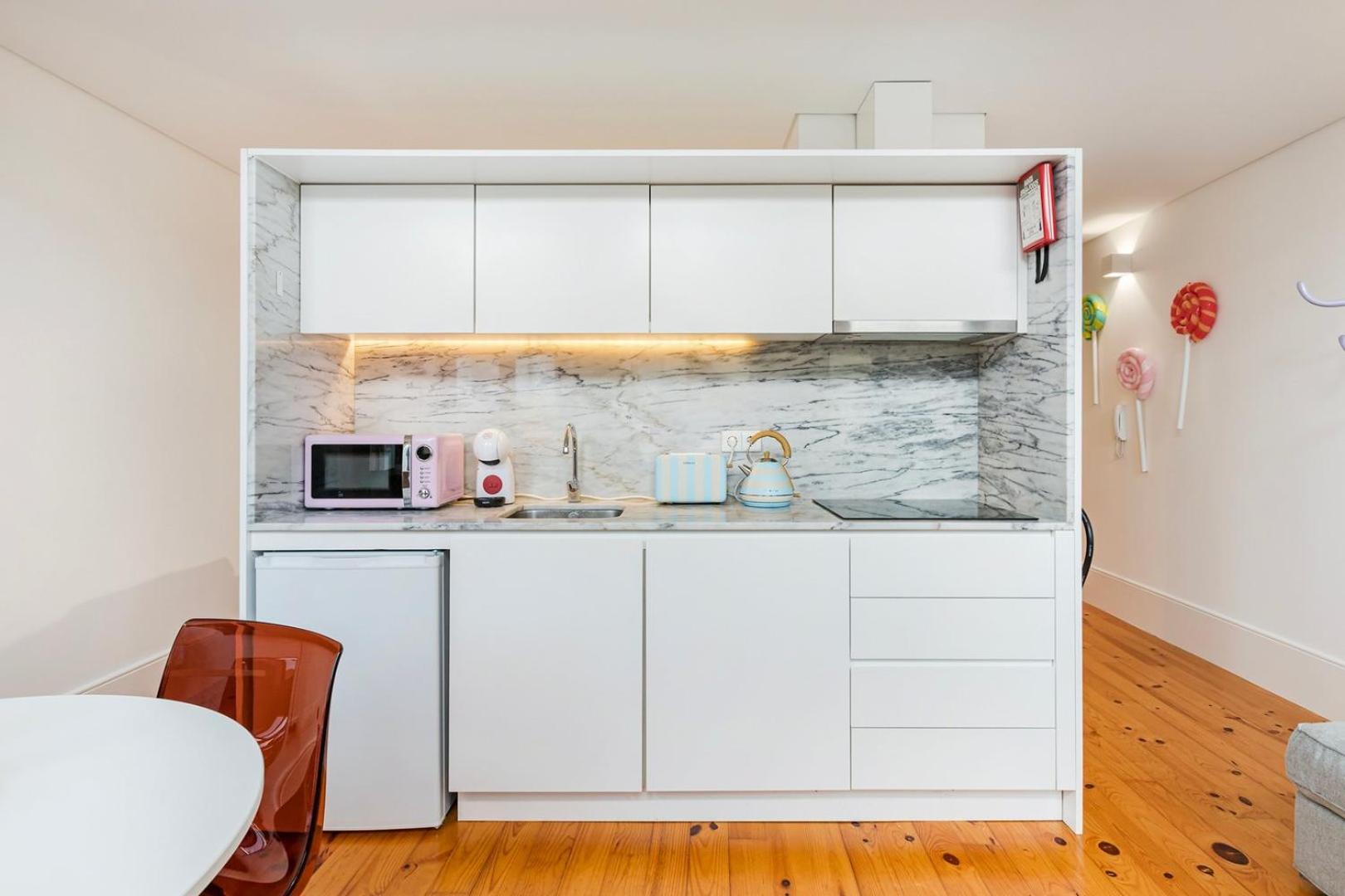 Appartamento Guestready - Stylish Haven Near Porto Cathedral Esterno foto