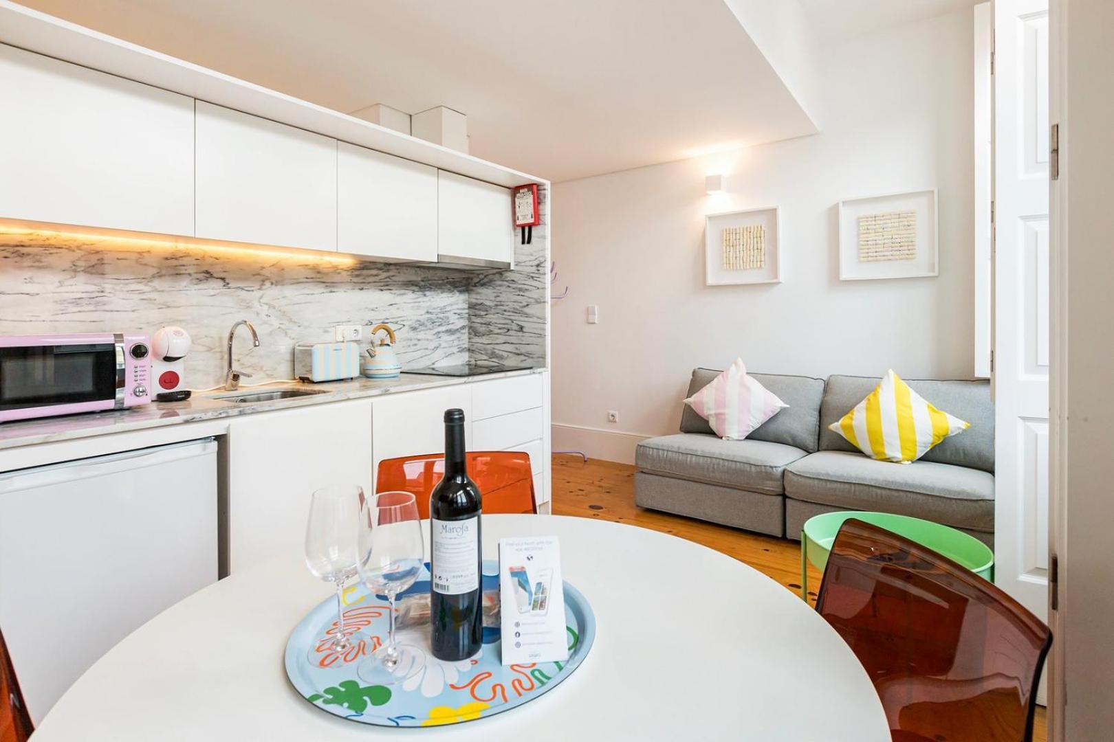 Appartamento Guestready - Stylish Haven Near Porto Cathedral Esterno foto