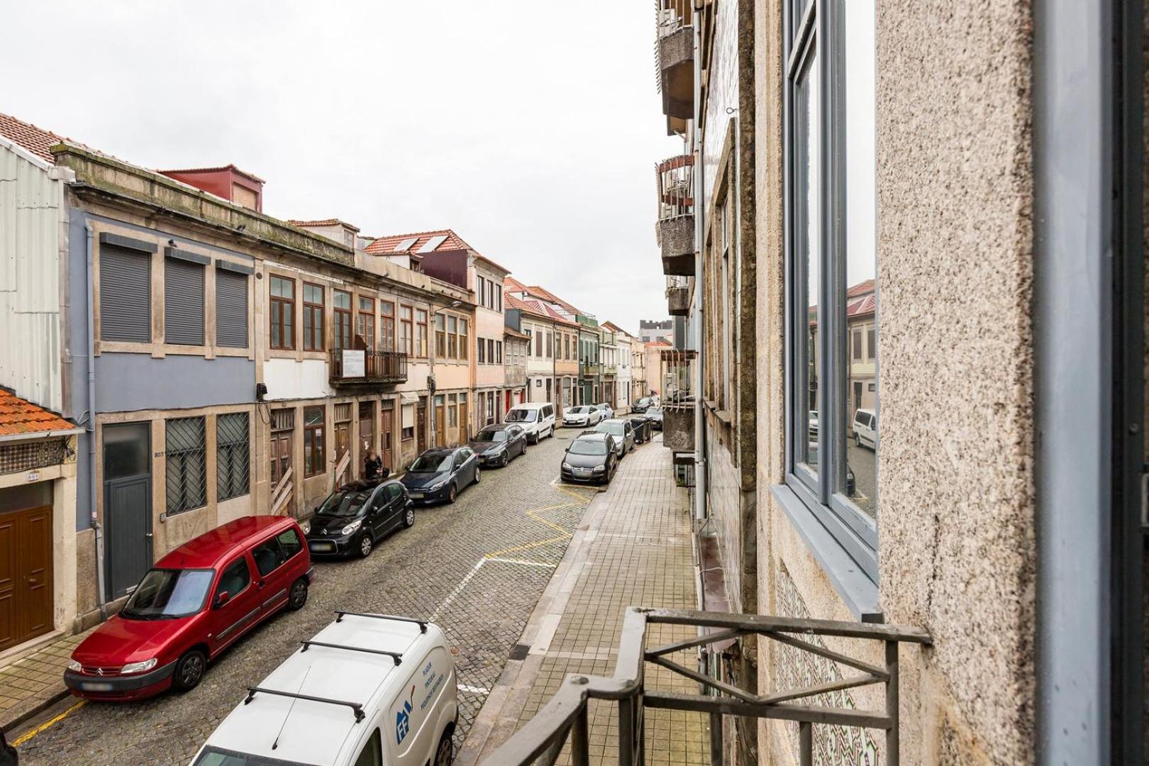 Appartamento Guestready - Stylish Haven Near Porto Cathedral Esterno foto